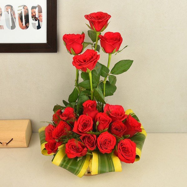 Classic Red Rose Vase (Copy)