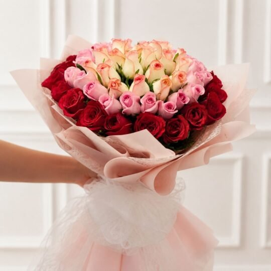 Classic Red Rose Vase (Copy)